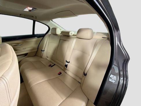 Used 2013 BMW 528i Sedan image 25