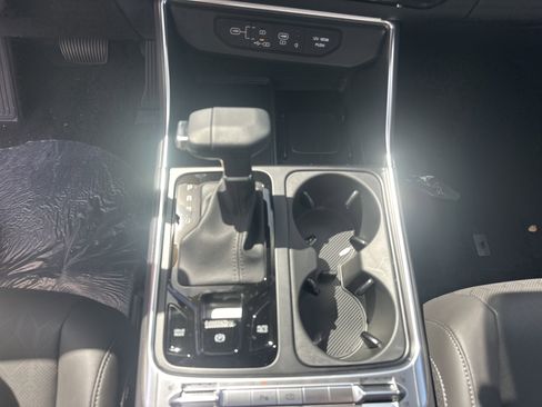 New 2026 Kia Carnival SX FWD image 19