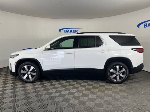 Certified 2023 Chevrolet Traverse LT w/ LT Premium Package AWD/4WD image 2