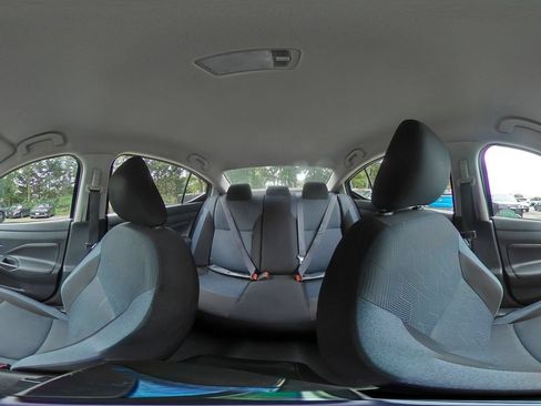 Used 2025 Nissan Versa SV FWD image 41
