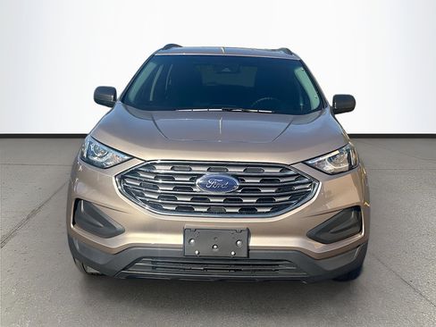 Used 2020 Ford Edge SE image 9
