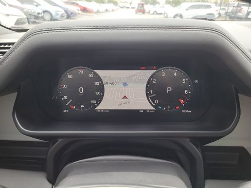 Used 2025 Land Rover Defender 110 S image 31