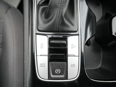 Certified 2022 Hyundai Santa Cruz SEL w/ Activity Package image 30