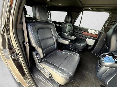 Used 2023 Lincoln Navigator L Reserve image 29