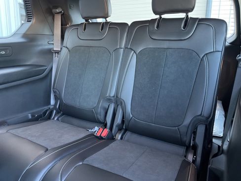 New 2025 Jeep Grand Cherokee L Altitude image 41