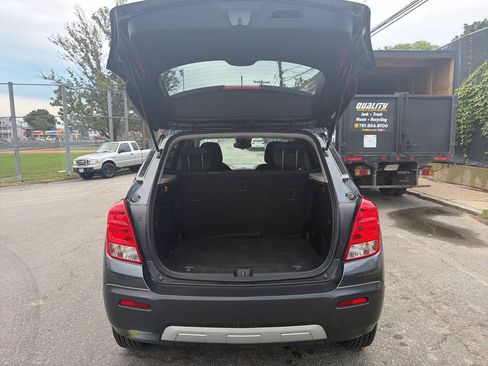 Used 2016 Chevrolet Trax LT AWD/4WD image 15