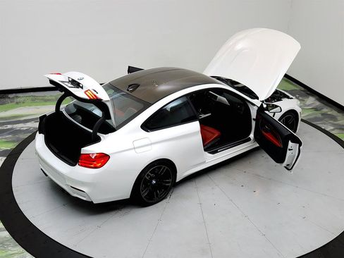 Used 2015 BMW M4 Coupe RWD image 36