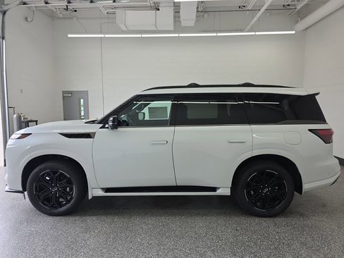 New 2026 INFINITI QX80 4WD w/ Sport Exterior Package image 2