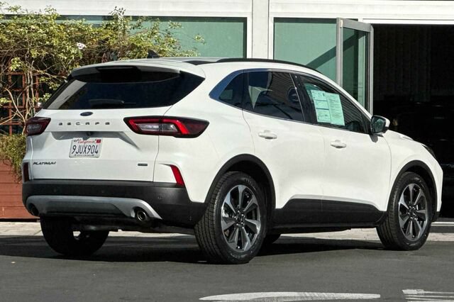 Certified 2023 Ford Escape Platinum FWD image 4