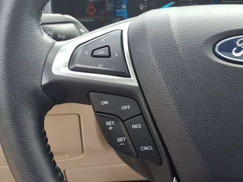 Used 2024 Ford Edge Titanium AWD/4WD image 18