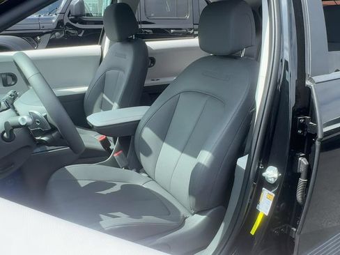 Used 2025 Hyundai Ioniq 5 SEL RWD image 11