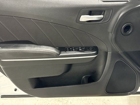 Used 2023 Dodge Charger SXT image 17