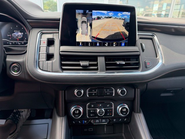 Used 2024 GMC Yukon AT4 w/ Technology Package AWD/4WD image 23