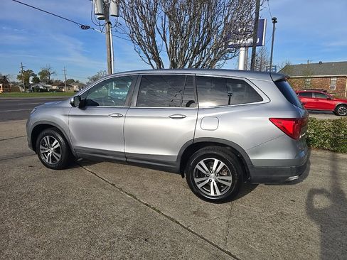 Used 2017 Honda Pilot EX-L image 7