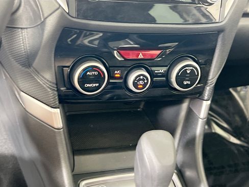 Used 2023 Subaru Forester Premium image 15