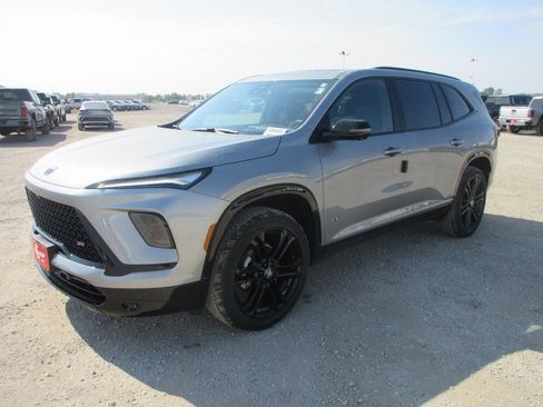 New 2026 Buick Enclave Sport Touring w/ Power Package FWD image 9