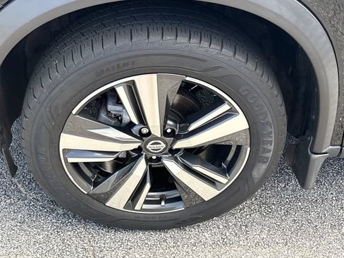 Used 2021 Nissan Rogue Platinum FWD image 30