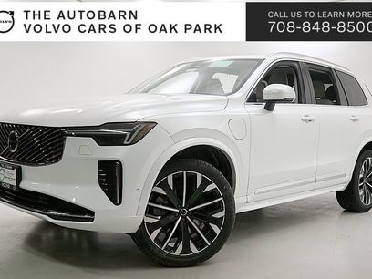 New 2026 Volvo XC90 T8 Ultra w/ Protection Package