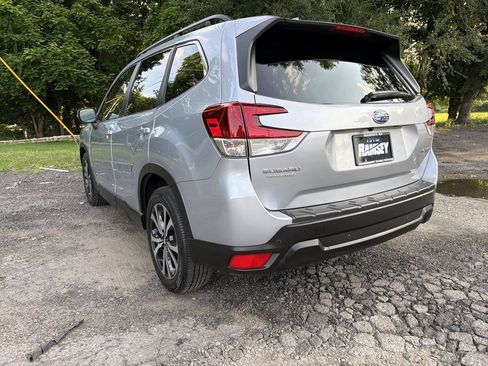 Certified 2023 Subaru Forester Limited AWD/4WD image 6