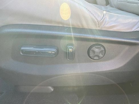 Used 2019 Honda CR-V EX-L image 19