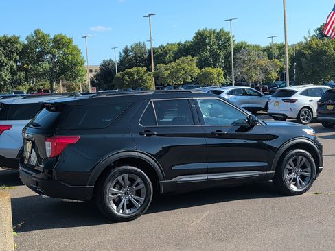 Certified 2024 Ford Explorer XLT w/ Equipment Group 202A AWD/4WD image 6