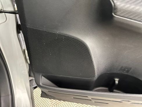 Used 2015 Toyota RAV4 Limited w/ Technology Package image 29