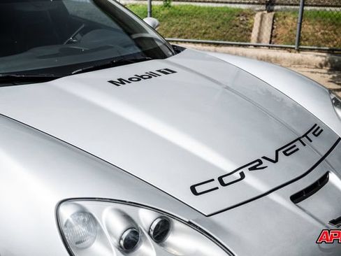Used 2009 Chevrolet Corvette Z06 w/ Preferred Equipment Group RWD image 26