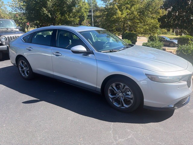 Used 2026 Honda Accord EX-L image 4