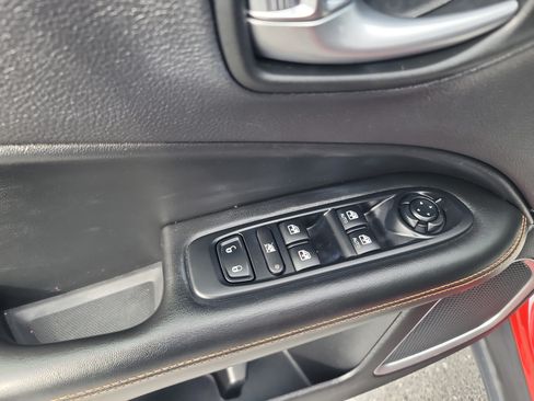 Used 2018 Jeep Compass Limited w/ Navigation Group AWD/4WD image 21