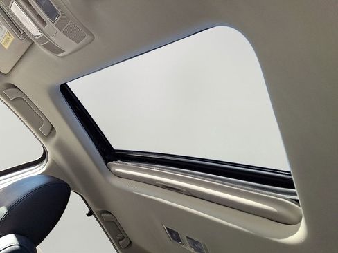 Used 2022 MAZDA CX-9 Touring Plus image 16