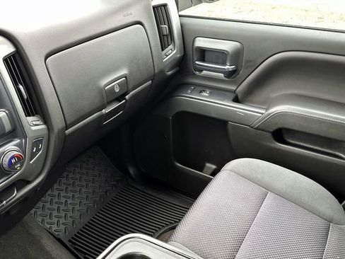 Used 2018 Chevrolet Silverado 1500 LT w/ All Star Edition image 30