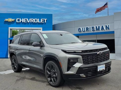 New 2026 Chevrolet Traverse RS image 1
