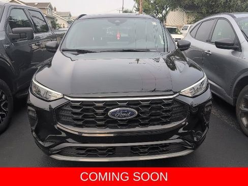 Used 2024 Ford Escape ST-Line w/ Tech Pack #1 AWD/4WD image 2