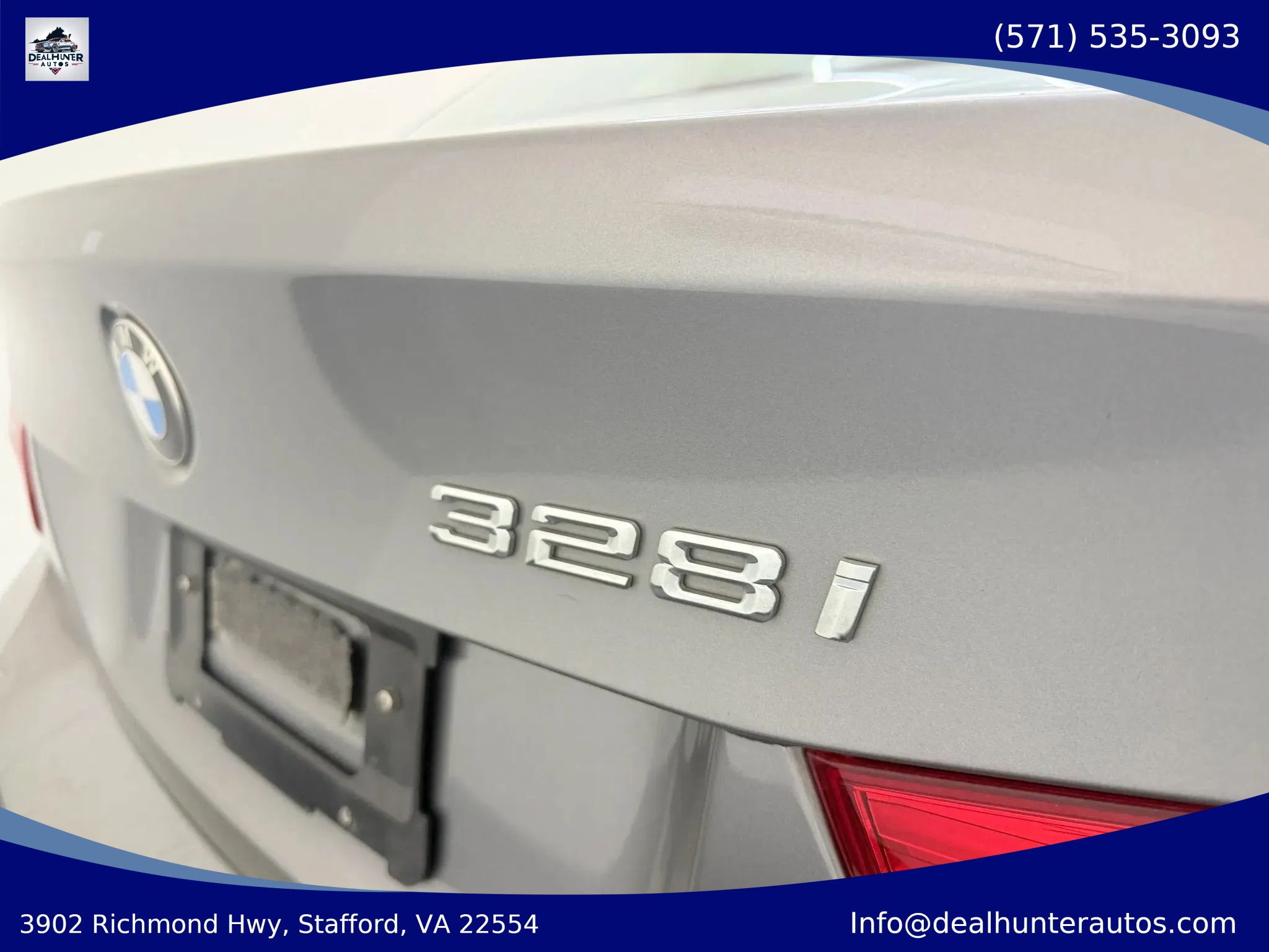 Used 2011 BMW 328i xDrive Sedan AWD/4WD image 8