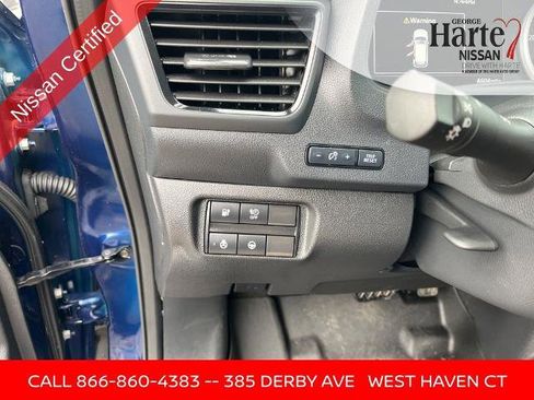 Certified 2025 Nissan Leaf SV Plus image 29