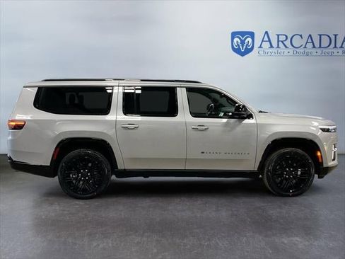 New 2026 Jeep Grand Wagoneer L Limited image 21