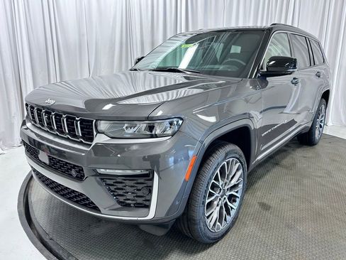New 2026 Jeep Grand Cherokee L Summit AWD/4WD image 27
