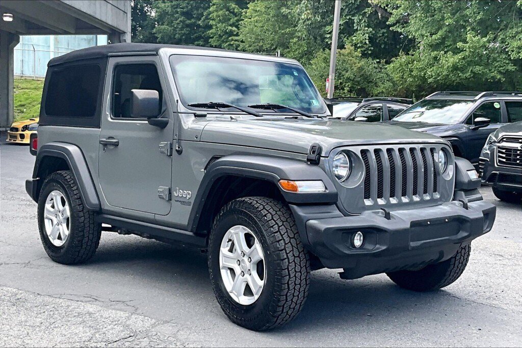 Used 2019 Jeep Wrangler Sport AWD/4WD image 17