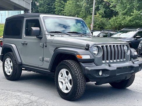 Used 2019 Jeep Wrangler Sport AWD/4WD image 17