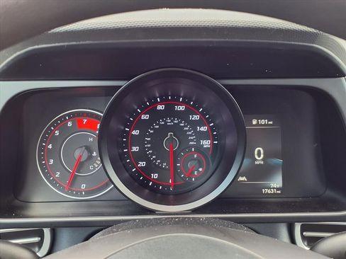 Used 2023 Hyundai Elantra SEL w/ Cargo Package image 17