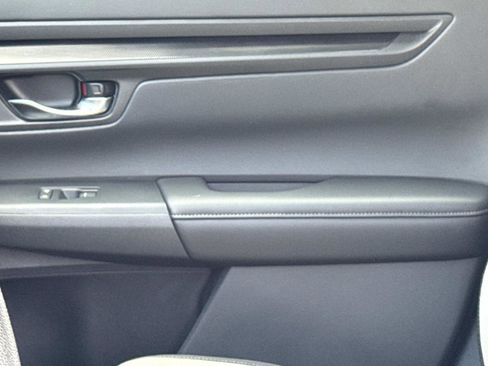 Certified 2025 Honda CR-V EX image 21