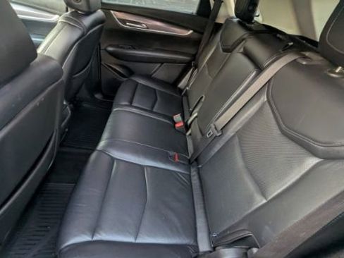 Used 2019 Cadillac XT5 Luxury image 19