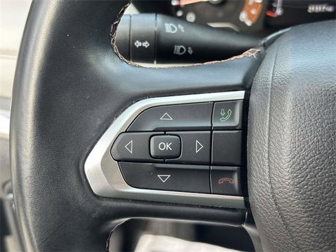 Certified 2022 Jeep Compass Limited image 31