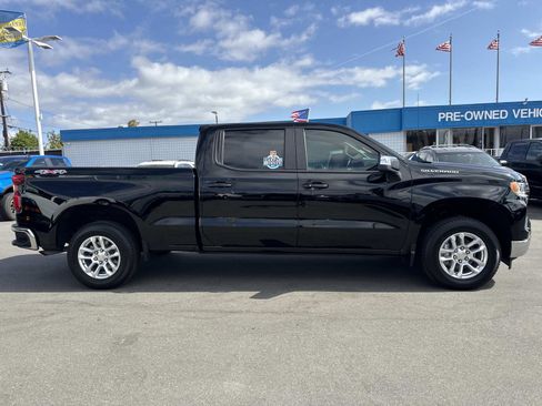 Used 2023 Chevrolet Silverado 1500 LT w/ Protection Package AWD/4WD image 4