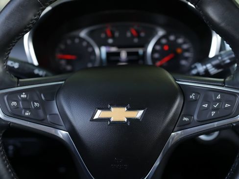 Used 2018 Chevrolet Equinox LT w/ Sun & Infotainment Package FWD image 10