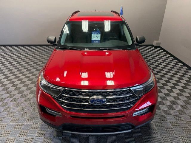 Used 2023 Ford Explorer XLT w/ Equipment Group 202A AWD/4WD image 5