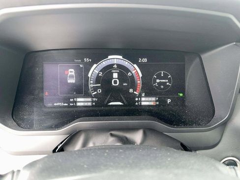 Used 2023 Toyota Tundra Platinum w/ Advanced Package AWD/4WD image 10