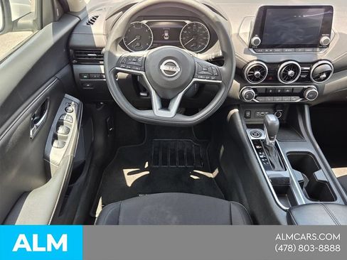 Used 2024 Nissan Sentra SV FWD image 7