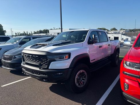 Used 2025 RAM 1500 RHO w/ RHO Level 1 Equipment Group AWD/4WD image 5