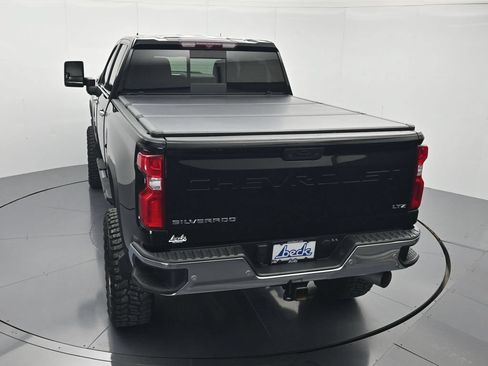 Used 2023 Chevrolet Silverado 2500 LTZ AWD/4WD image 35